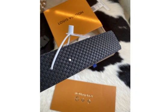 REP B-1444-3E BELTS LOUIS VUITTON 1226